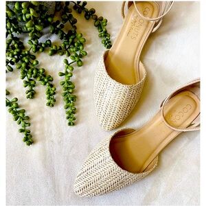 Coconuts by Matisse flats